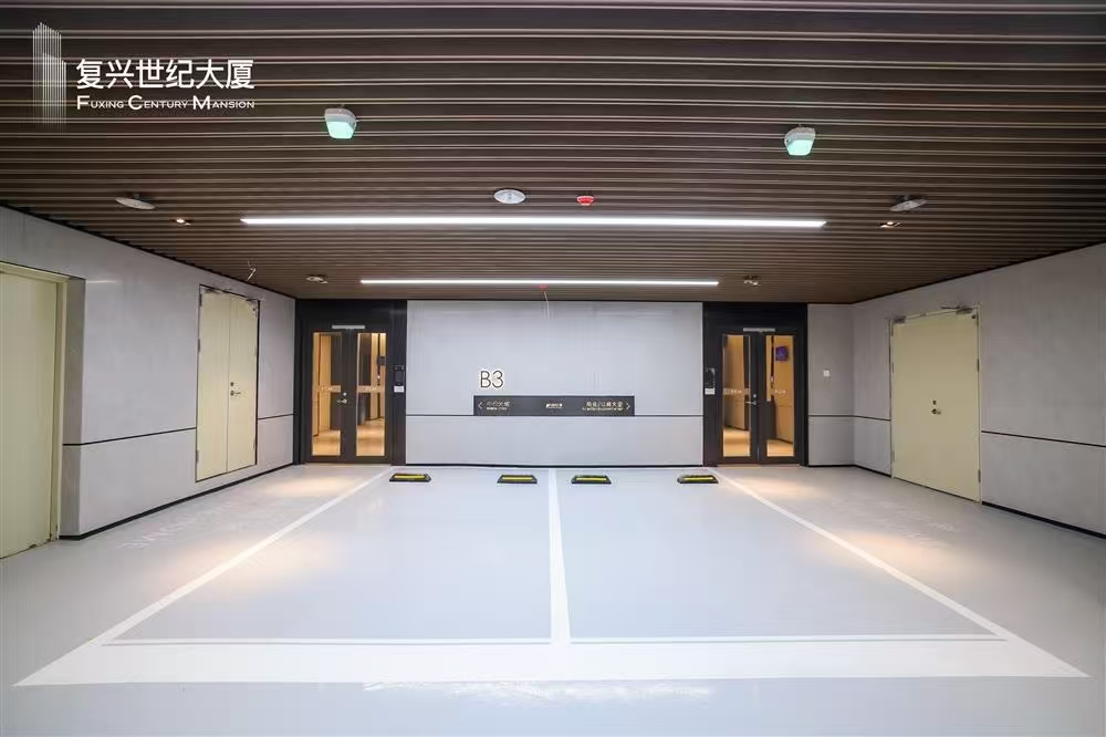 1745466846302599.jpg a384934cc8c8268d82b930ff5624ae0.jpg