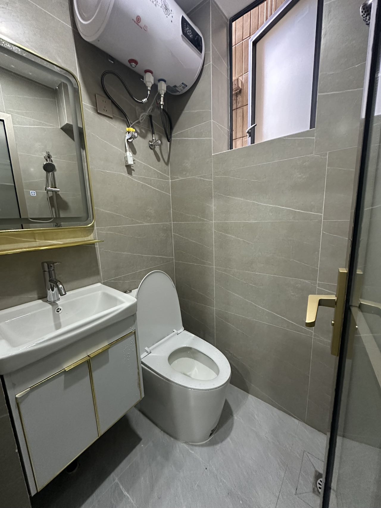 1750501187283677.jpg 31bcdaf706163f9f068d75a8b8dfec50.jpg