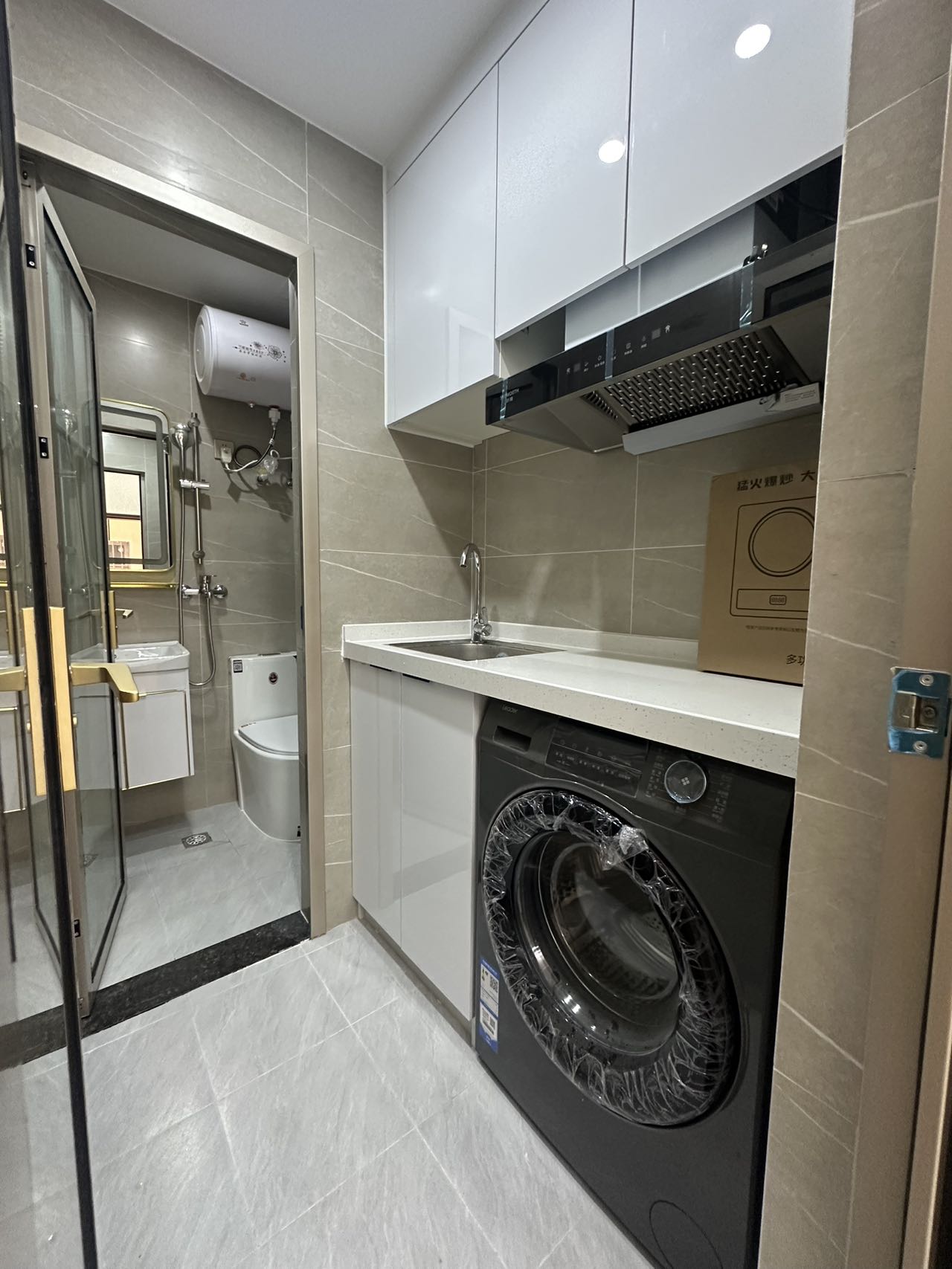 1750501307697704.jpg a35254bf8e67c2d653dbc5901a6e2ab3.jpg