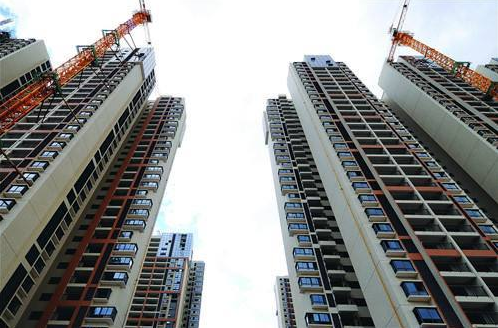 大產(chǎn)權房和棚改房為什么也沒建成呢